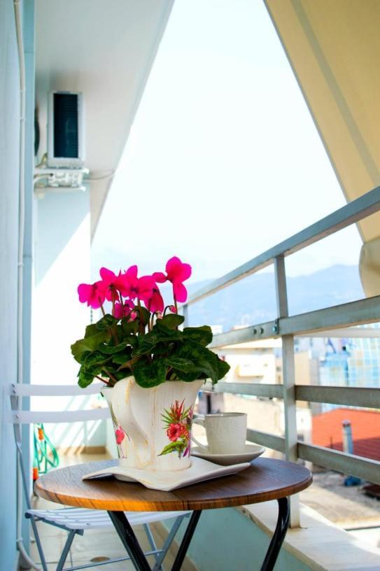 Sunny Central Luxury Apartment Volos Eksteriør bilde